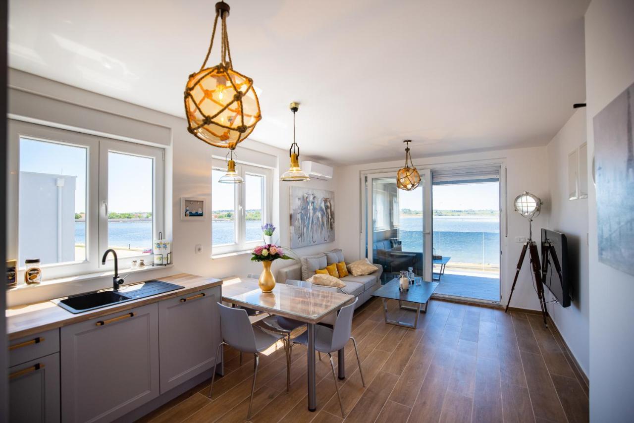 Beach Paradise 5 Stars Apartments Nin Eksteriør bilde