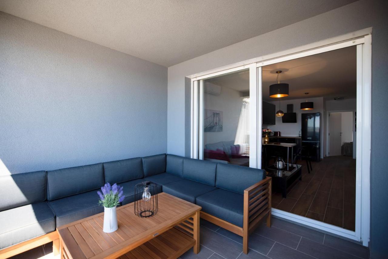 Beach Paradise 5 Stars Apartments Nin Eksteriør bilde