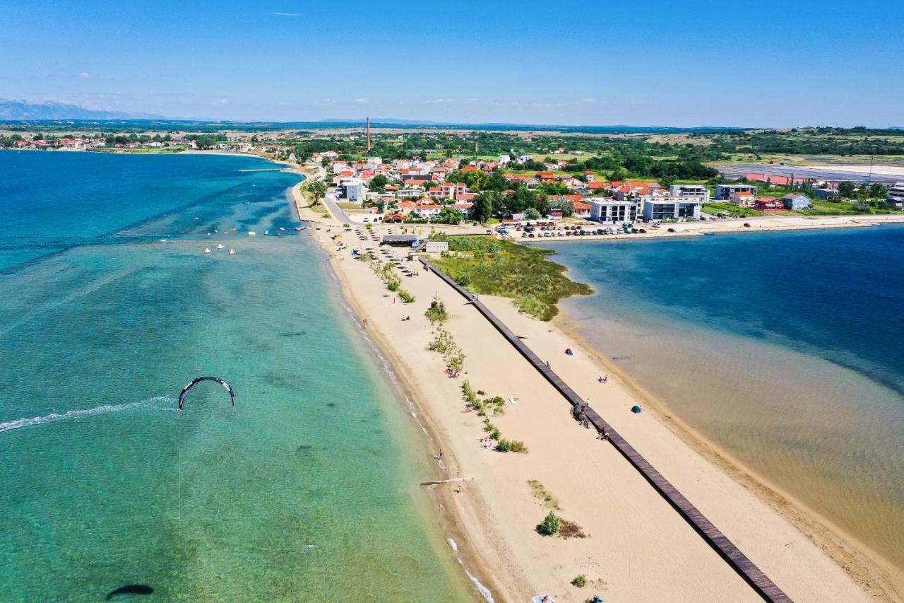 Beach Paradise 5 Stars Apartments Nin Eksteriør bilde
