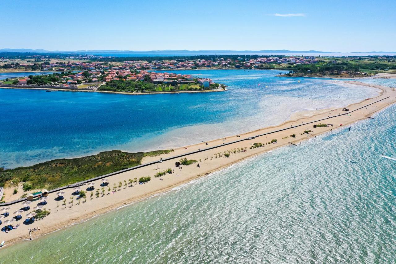 Beach Paradise 5 Stars Apartments Nin Eksteriør bilde