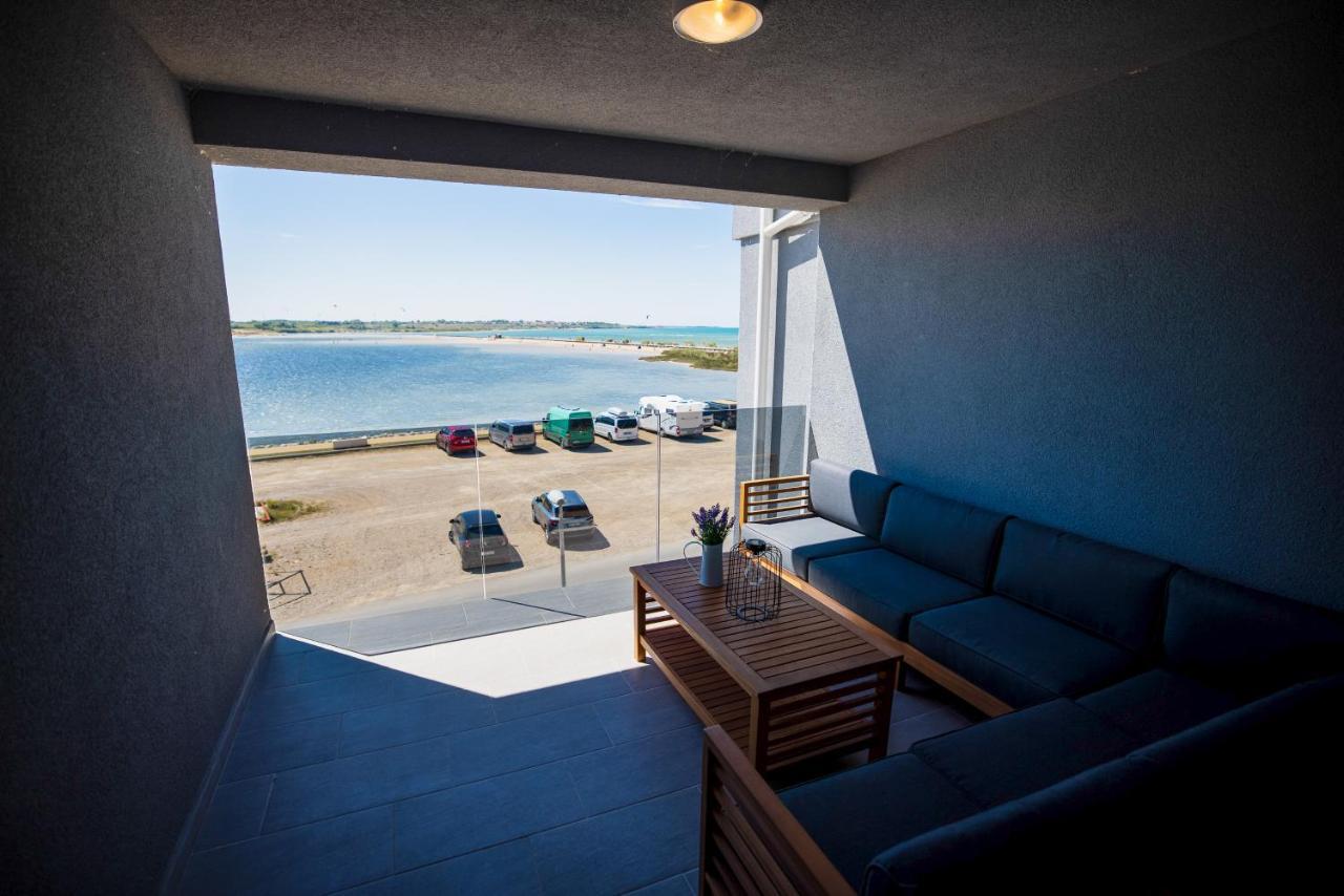 Beach Paradise 5 Stars Apartments Nin Eksteriør bilde
