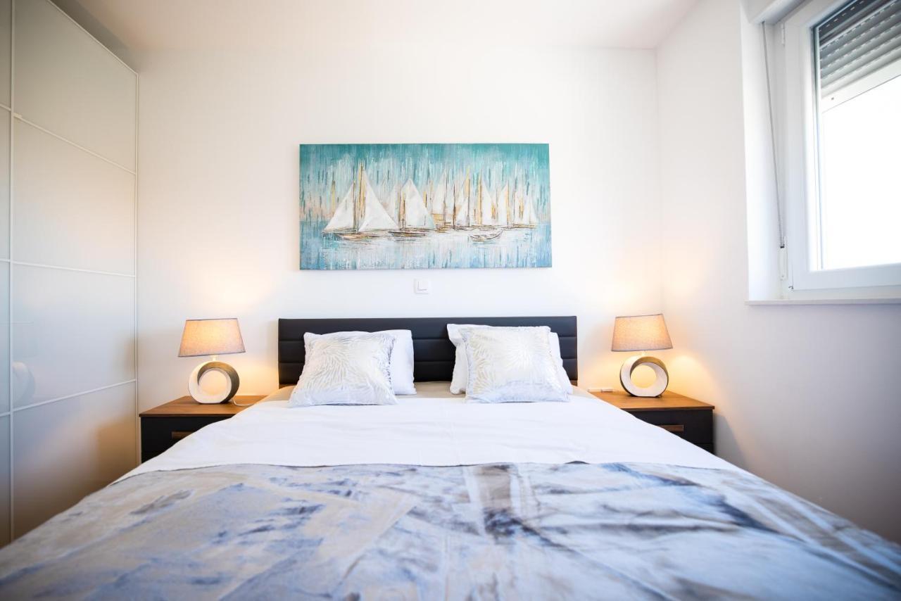 Beach Paradise 5 Stars Apartments Nin Eksteriør bilde